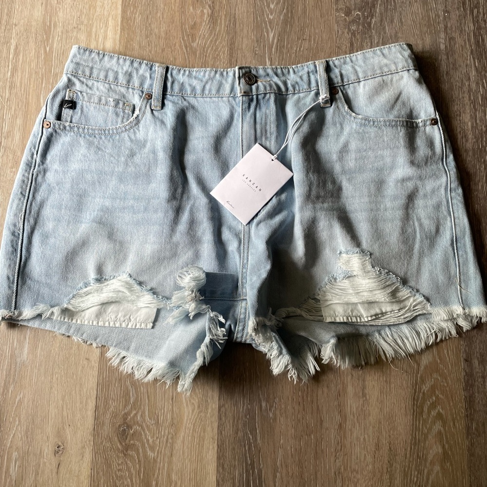 Kancan distressed mom shorts